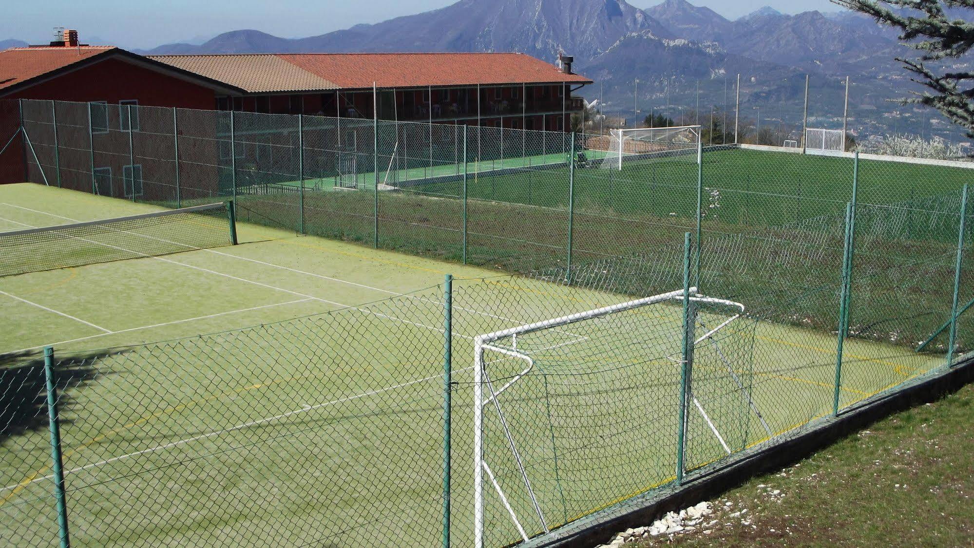 Hotel Belvedere San Zeno di Montagna Exterior photo